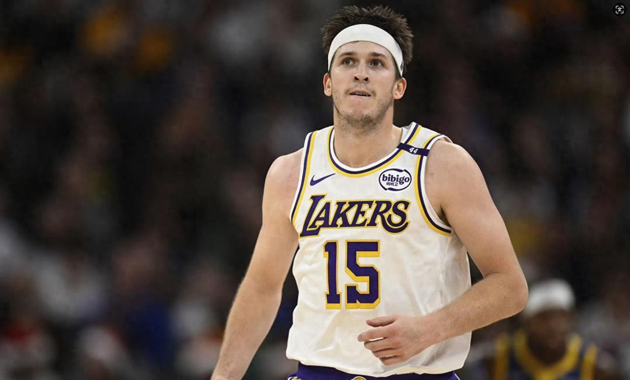 4年顶薪难以出手！湖人被1390万廉价合同反噬，里夫斯注定离队